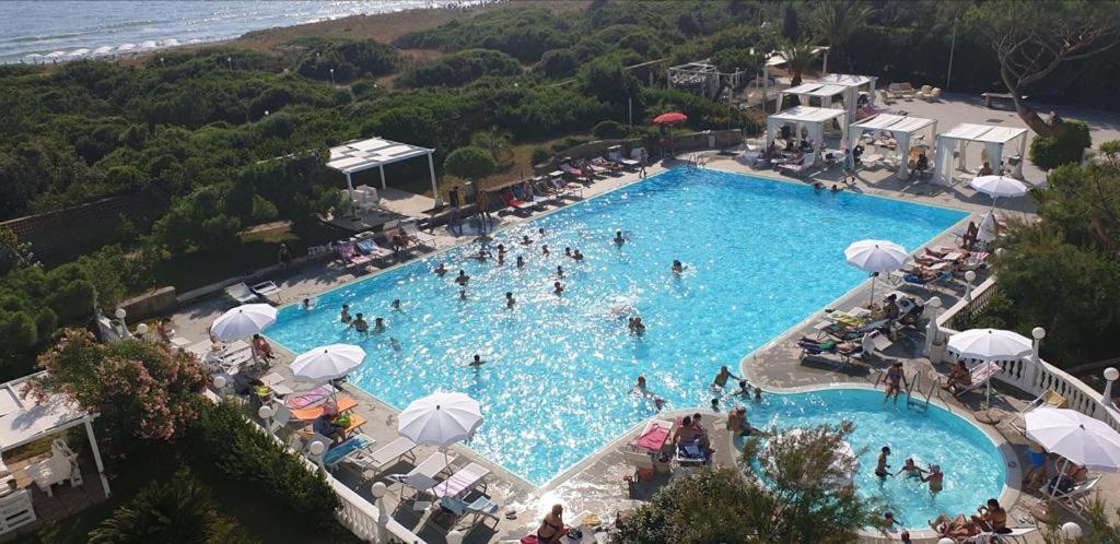 Domizia Palace Hotel Baia Domizia Exterior foto